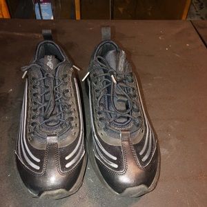 Black Nike Air Max 970 Youth Size 6.5?